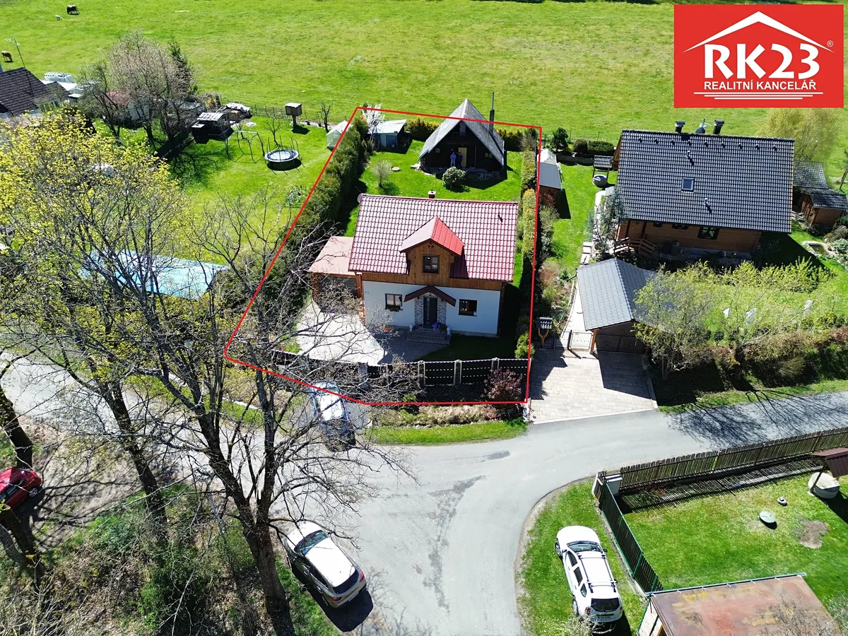 Prodej rodinného domu 110 m², pozemek 883 m²